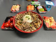 谷饲牛肉富士山寿喜锅-沼津港渔市(宏伊国际广场店)
