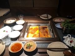 -老牌坊云南鱼豆花火锅(哈西万达店)