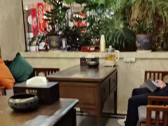 -颐而康·按摩·艾灸·足疗(武陵大道店)