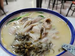 -明呈黄鱼面馆(斜土路店)