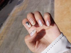 -初NAIL日式美甲美睫沙龙