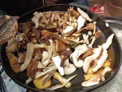 -一朵菌·野生菌探索家火锅(南亚店)