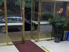 -美可普口腔医院(东街分店)
