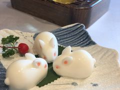 -景月阁空中食府(希尔顿酒店)