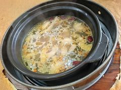 -濠轩阁特色生蚝火锅(水湾路店)