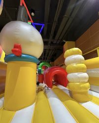 -探奇乐园蹦床公园(日月广场店)