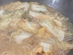 -粘豆包柴火铁锅炖