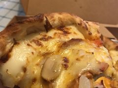 -必胜客(宝杨路宅急送店)