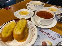 蒜香面包-斗牛士牛排(南京东路店)
