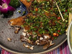 -香巴拉云南餐厅(华莱坞店)