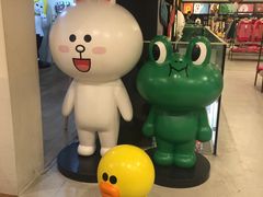 -LINE FRIENDS Garosu-gil Flagship Store
