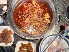-老船舫·现做活鲜鱼馆(东郊记忆店)