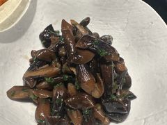 -铜锣湾·有麝自然香(渝北财富中心店)