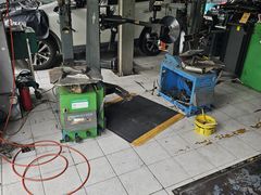 -捷之洁·米其林轮胎汽车维修保养(浦江镇江月路店)