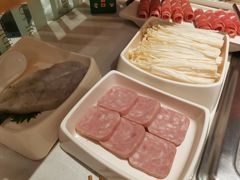 -海底捞火锅(长宁路龙之梦店)