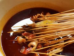 -拈签一笑黄牛肉辣卤串串