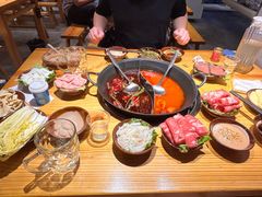 -乐闹闹重庆火鍋(民治店)