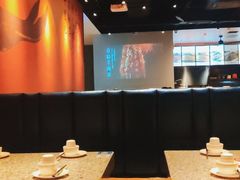 大堂-里岛烤鱼(东港凯虹广场店)