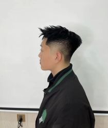 -米娜男士新国潮理发馆