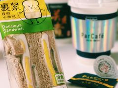 -全家便利店(莲花池东路店)