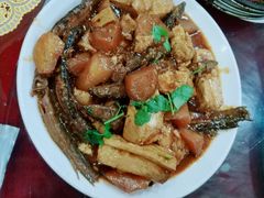 泥鳅焖豆腐-李连贵熏肉大饼(天通苑店)