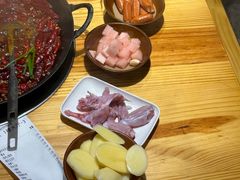 -乐闹闹重庆火鍋(民治店)