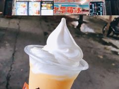 -十二中草莓冰·红豆沙冰屋(十二中店)