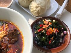 -李与白包子铺(桐梓林店)