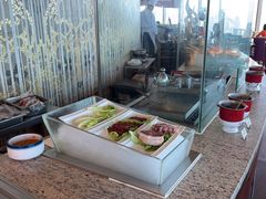 -怡豪大饭店·银顶旋转餐厅