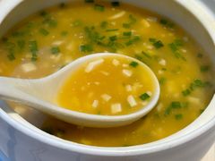 -阿瓦山寨·湘菜现炒·剁椒鱼头王(咸阳总店)