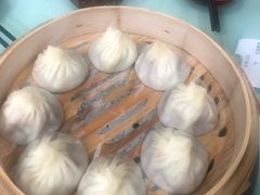 蟹黄汤包-食惠里小笼包面馆(越秀店)