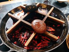 精装火锅底料-正渝70年代老火锅(汽博店)