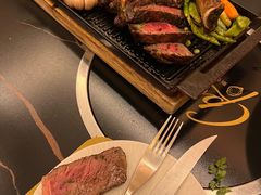 -斯普汇生蚝牛排馆(中骏世界城店)