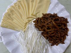 京酱肉丝-东四民芳餐厅(世茂工三店)