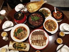 -万重锦·人文川菜馆(骡马市店)