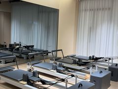 -乐刻瑜伽·普拉提·小瑜荚YogaPod(滨江银泰店)