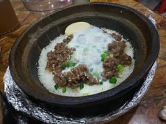 窝蛋牛肉煲仔饭-红星光发煲仔饭(大石街店)
