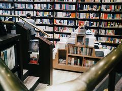 -钟书阁(群光广场店)