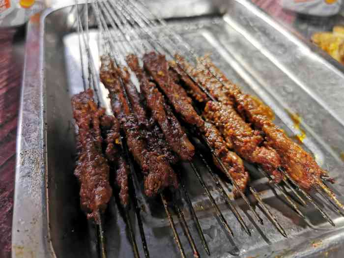 阿龙烧烤(小南门店)-"好久没吃夜市了,晚上想吃点烤肉就找过来了.