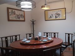 -聚首堂·特色小吃·肘子(什刹海德胜门店)