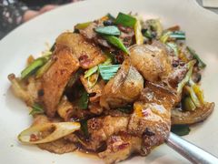 -有红鸡毛店·川菜(建设路店)