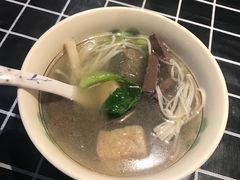 鸭血粉丝汤-有家生煎(三里屯店)