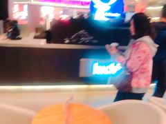 -luckincoffee瑞幸咖啡(香港名店街店)