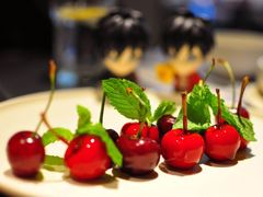 樱桃鹅肝-小大董·烤鸭(观景餐厅·南京西路店)