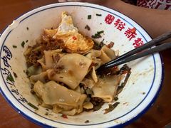 -裕新楼粉面馆·石磨手工粉(四方坪店)