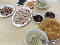 iphone_upload_pic-李连贵熏肉大饼(沈阳站店)