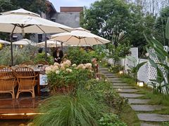 -墨居上隐·院子里火锅(峨眉店)