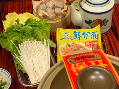 -沙胆彪炭炉牛杂煲(上海日月光广场店)