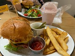 -HELLO 27 意面·沙拉·帕尼尼