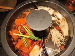 -晓宇重庆火锅(西安荟聚店)